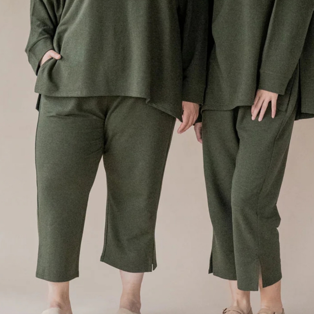 Vestige Story Edit Pants - Cropped Sweatpants